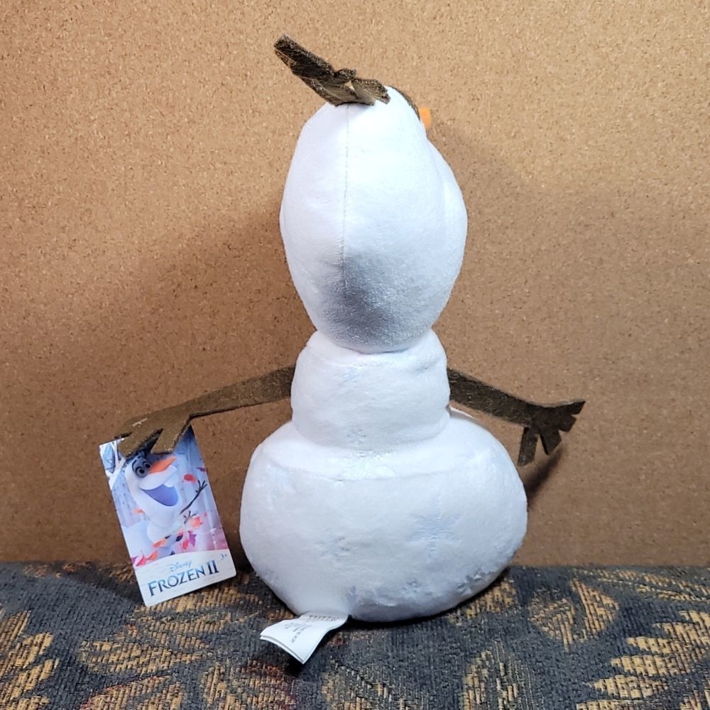 Disney Olaf 13 inch Stuffed Animal– Frozen 2 - Picture 4 of 4